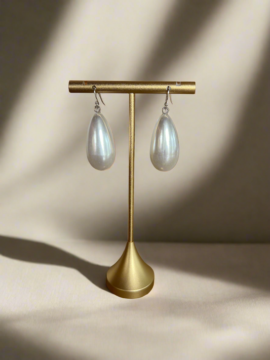 Goldfine- Vintage Pearl Pull Through Earrings