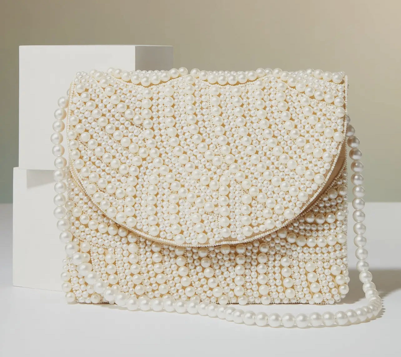 Frem - Pearl Clutch