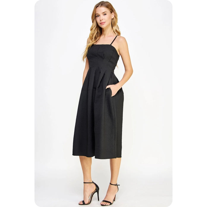 Strut & Bolt- Texture Embossed Sleeveless Midi Dress Black